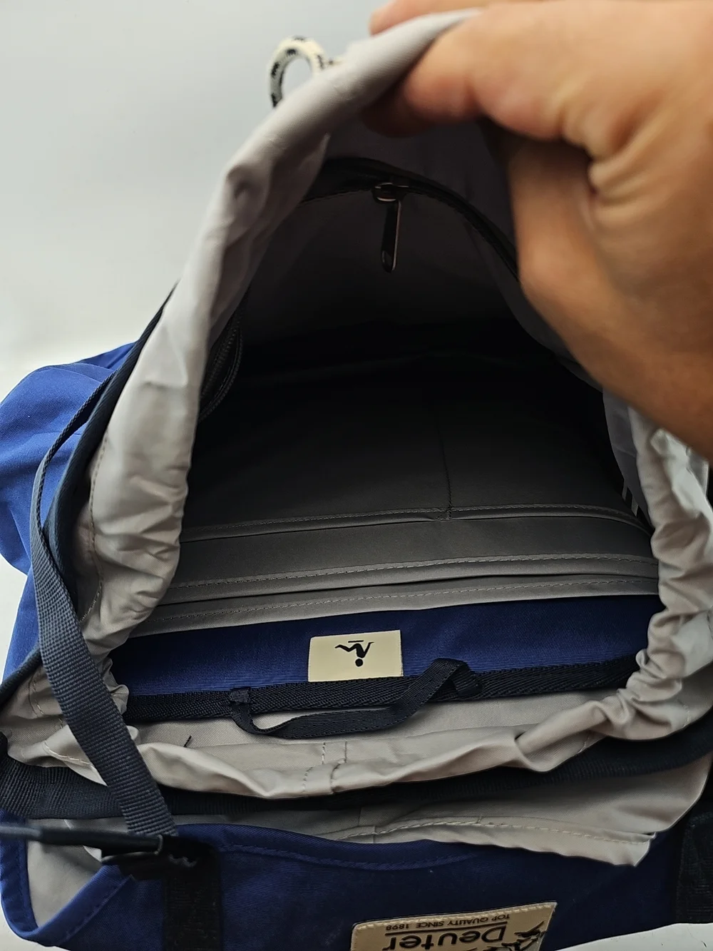 Deuter Wengen Heritage Backpack